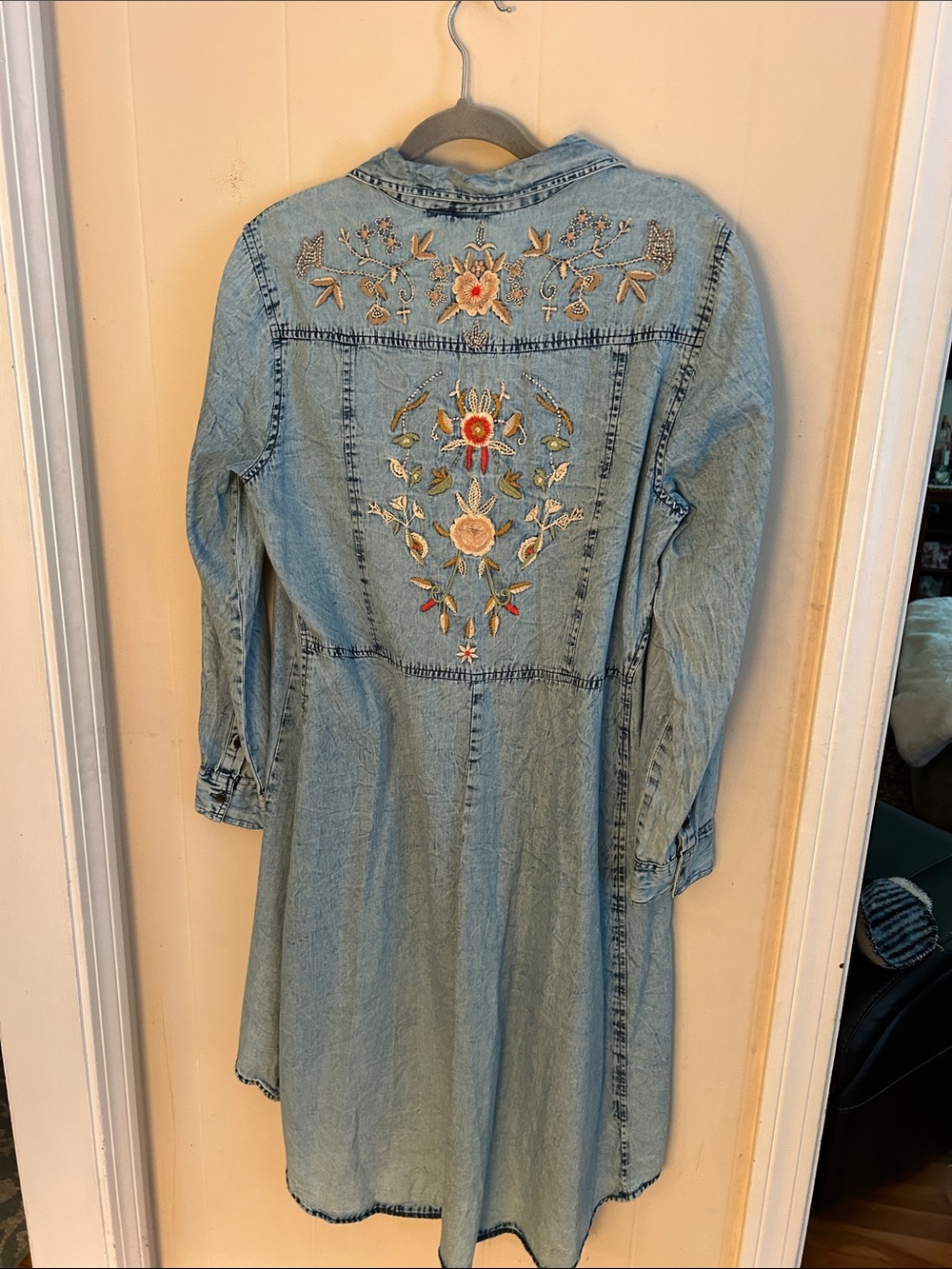 Nostalgia Light Blue Denim Long-Sleeve Shirt Dress
